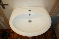 Лот: 6022133. Фото: 2. Раковина тюльпан. Сантехника, водопровод