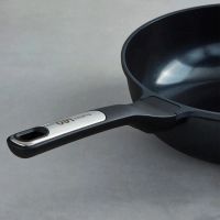 Лот: 25104681. Фото: 3. Вок BergHOFF LEO Phantom 28см. Домашний быт