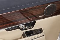 Лот: 22848966. Фото: 15. Jaguar XJ 2012