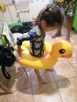 Лот: 14545200. Фото: 3. Утка надувная/детишкам нравится... Дети растут