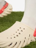 Лот: 25559101. Фото: 10. Сабо женские Crocs Echo, Бежевый