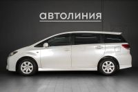 Лот: 22153484. Фото: 3. Toyota Wish, II 1.8 CVT (144 л... Красноярск