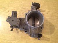 Лот: 5976194. Фото: 2. Дроссельная заслонка MAZDA Familia... Автозапчасти