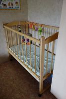 Лот: 11977526. Фото: 2. детская кроватка с латексным матрацом. Детская мебель