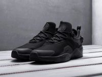 Лот: 16164036. Фото: 2. Кроссовки Nike Air Huarache City... Мужская обувь