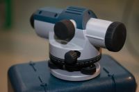 Лот: 3847502. Фото: 3. Оптический нивелир Bosch GOL 20... Красноярск