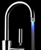 Лот: 7268923. Фото: 2. Светодиодная насадка на кран... Сантехника, водопровод