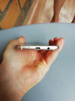 Лот: 14171621. Фото: 3. Samsung galaxy j7 18год 16Гб 2сим... Красноярск