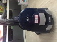 Лот: 13346453. Фото: 2. Пылесос LG 1600W. Мелкая бытовая техника