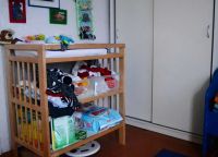 Лот: 11403690. Фото: 3. Пеленальный столик IKEA. Дети растут