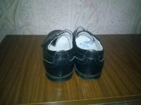 Лот: 7098233. Фото: 3. Туфли классические р.30 на мальчика. Дети растут