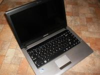 Лот: 2274098. Фото: 3. Ноутбук Samsung NP-RV408-A01 T3500... Компьютеры, оргтехника, канцтовары