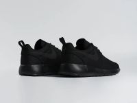 Лот: 5078572. Фото: 3. Кроссовки Nike Roshe Run. Одежда, обувь, галантерея