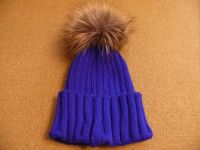 Лот: 6644353. Фото: 2. Шапка с мехом чернобурки. Женская одежда