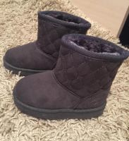 Лот: 6426012. Фото: 2. Угги UGG детские зимние. Обувь