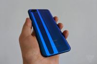 Лот: 12017550. Фото: 18. Новый! Смартфон HONOR 10 128GB...