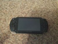 Лот: 5613650. Фото: 2. PSP-1001 + диск. Обмен. Игровые приставки, консоли, видеоигры