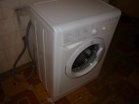 Лот: 12630985. Фото: 4. Идеальная стиральная машинка Indesit... Красноярск