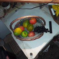 Лот: 19671193. Фото: 2. большая корзина пластиковых фруктов... Хозтовары