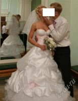 Лот: 354627. Фото: 3. Свадебное платье. Одежда, обувь, галантерея