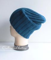 Лот: 10311886. Фото: 2. Вязаная шапка цвета морской волны. Женская одежда