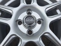 Лот: 25520393. Фото: 6. Комплект Оригинальных Литых дисков...