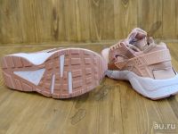 Лот: 9718618. Фото: 2. Кроссовки Nike Air Huarache Run... Женская обувь