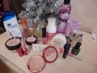 Лот: 3696431. Фото: 2. Кучка косметики одним лотом, читаем... Косметика и уход