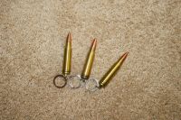 Лот: 5794303. Фото: 2. Брелок Патрон-огниво. Туризм