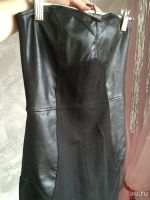 Лот: 8492159. Фото: 2. маленькое черное платье с кожаными... Женская одежда