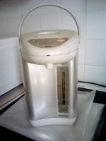 Лот: 4630963. Фото: 2. Электротермос-чайник 3-хлитровый. Мелкая бытовая техника