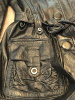 Лот: 17169240. Фото: 2. Куртка кожаная. Женская одежда