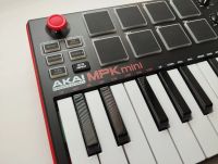 Лот: 20851273. Фото: 3. Akai PRO MPK mini MK2 midi-Клавиатура. Музыкальные инструменты и оборудование