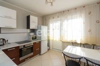 Лот: 21245307. Фото: 2. Продам 1-комн. кв. 39 кв.м. Красноярск... Продажа