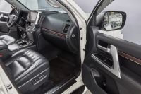 Лот: 23535040. Фото: 11. Toyota Land Cruiser 2015