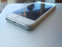 Лот: 7923128. Фото: 4. iPhone 5 16Gb White, Почти идеальное...