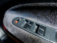 Лот: 17298832. Фото: 14. Honda HR-V, 2000, V-1600 (VTEC...