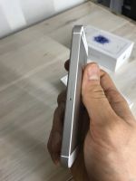 Лот: 13226685. Фото: 5. iPhone SE 64gb