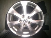 Лот: 3537157. Фото: 2. Оригинальные диски Toyota Camry... Шины, Диски