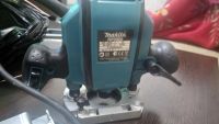 Лот: 10689033. Фото: 2. Фрезер makita rp0900 Состояние... Инструмент и расходные