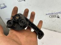 Лот: 24904842. Фото: 4. ручка открывания капота Kia Venga... Красноярск