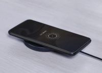 Лот: 12368942. Фото: 2. Беспроводная зарядка Xiaomi... Аксессуары