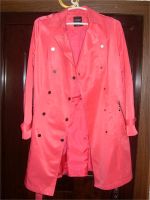 Лот: 7863569. Фото: 3. Яркий женский плащ. Размер 46. Одежда, обувь, галантерея