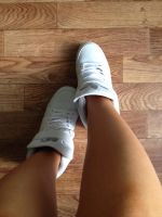 Лот: 4397978. Фото: 2. Кеды белые на танкетке. Женская обувь