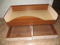 Лот: 7731767. Фото: 2. Кровать детская с матрацем (повторно... Детская мебель