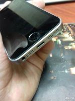 Лот: 13529203. Фото: 4. iPhone SE 32GB без Touch ID