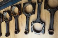 Лот: 25552363. Фото: 2. Шатун двигателя ЗМЗ-406 406.1004045-01... Автозапчасти