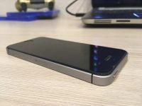 Лот: 14791145. Фото: 4. iPhone SE 32gb space grey РСТ...