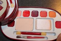 Лот: 4305217. Фото: 2. набор теней, румян, палетка. Косметика и уход