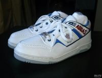 Лот: 8467437. Фото: 6. Кроссовки новые